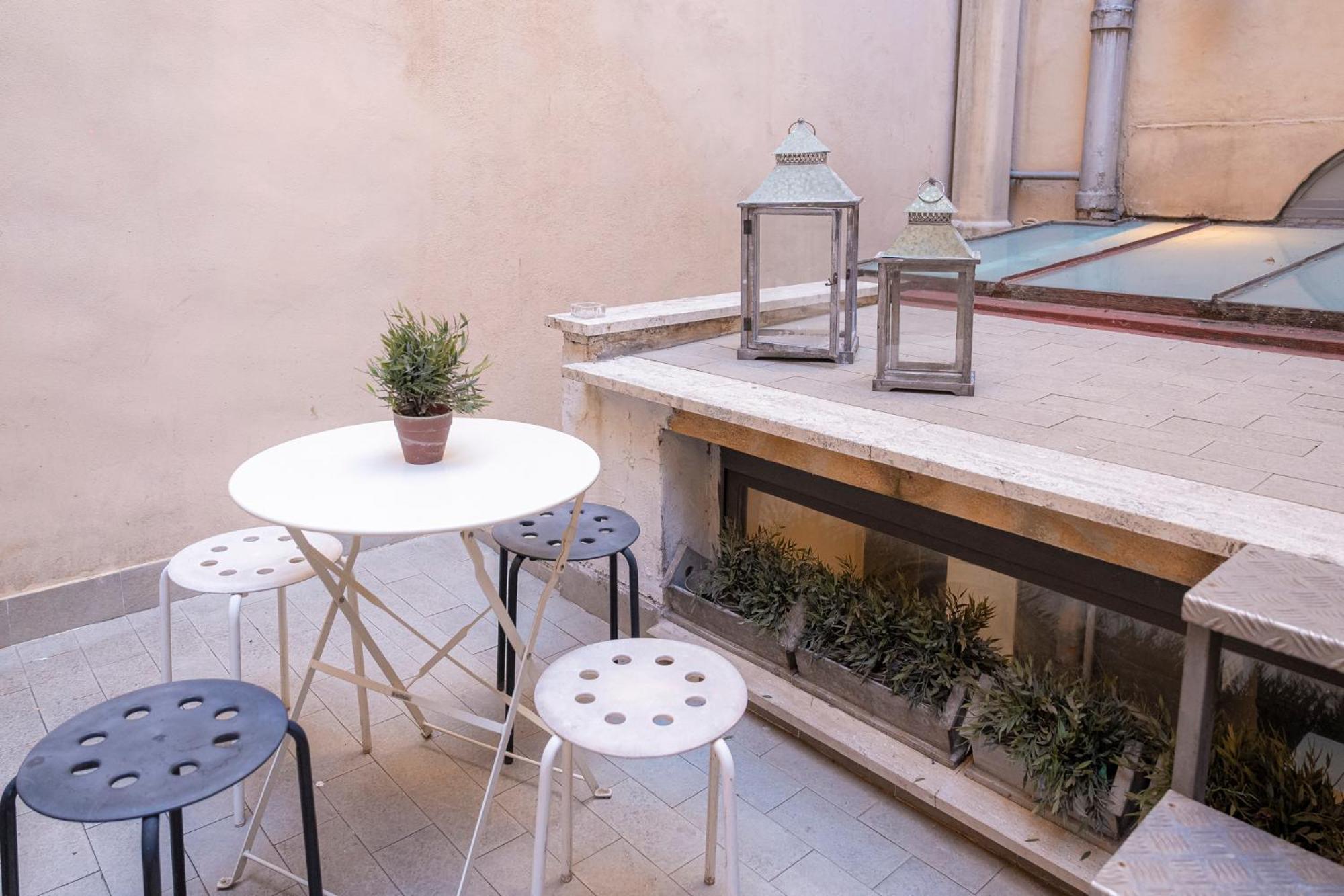 Homehouse Serpenti - Colosseum - Rione Monti Roma Exterior foto