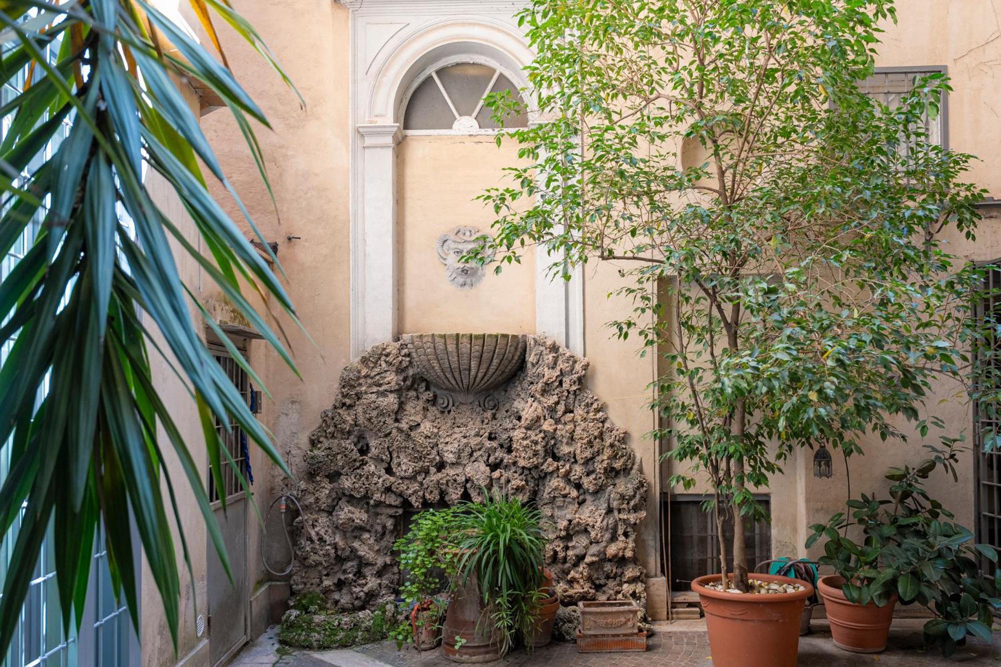 Homehouse Serpenti - Colosseum - Rione Monti Roma Exterior foto